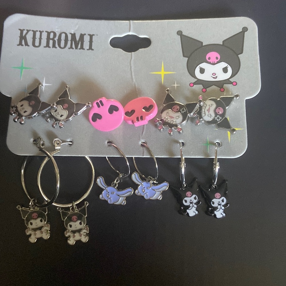 Earrings- New Never worn